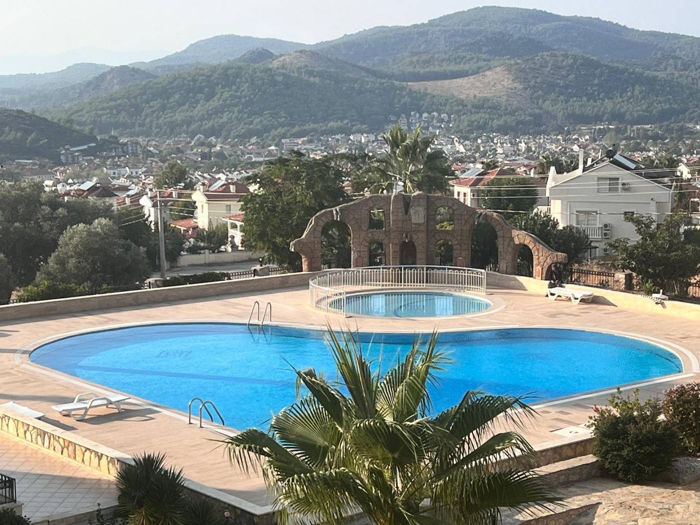 Fethiye Ölüdeniz'de Merkeze Yakın, Ortak Havuzlu, 2 Kişilik Apart