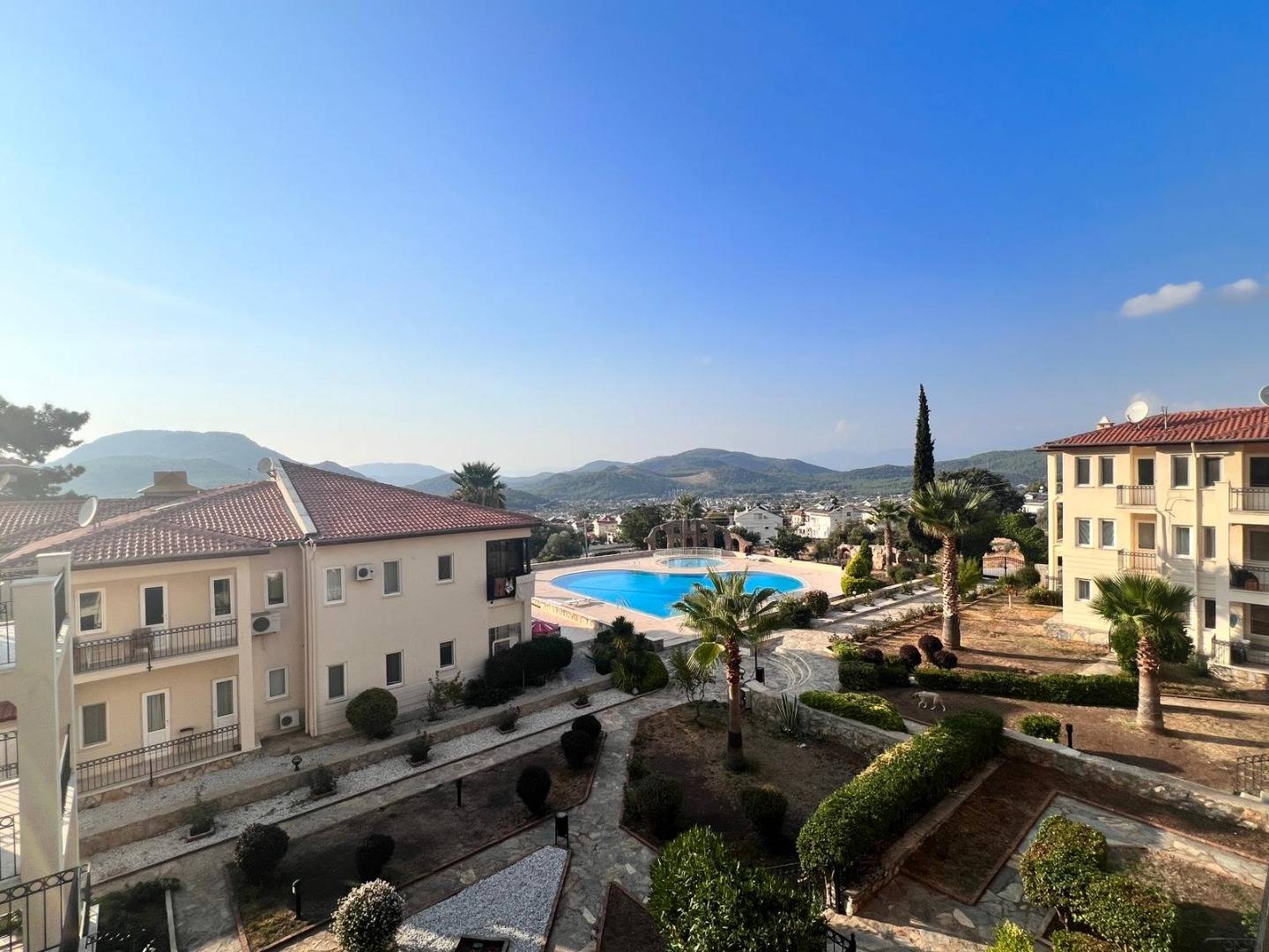 Fethiye Ölüdeniz'de Merkeze Yakın, Ortak Havuzlu, 2 Kişilik Apart