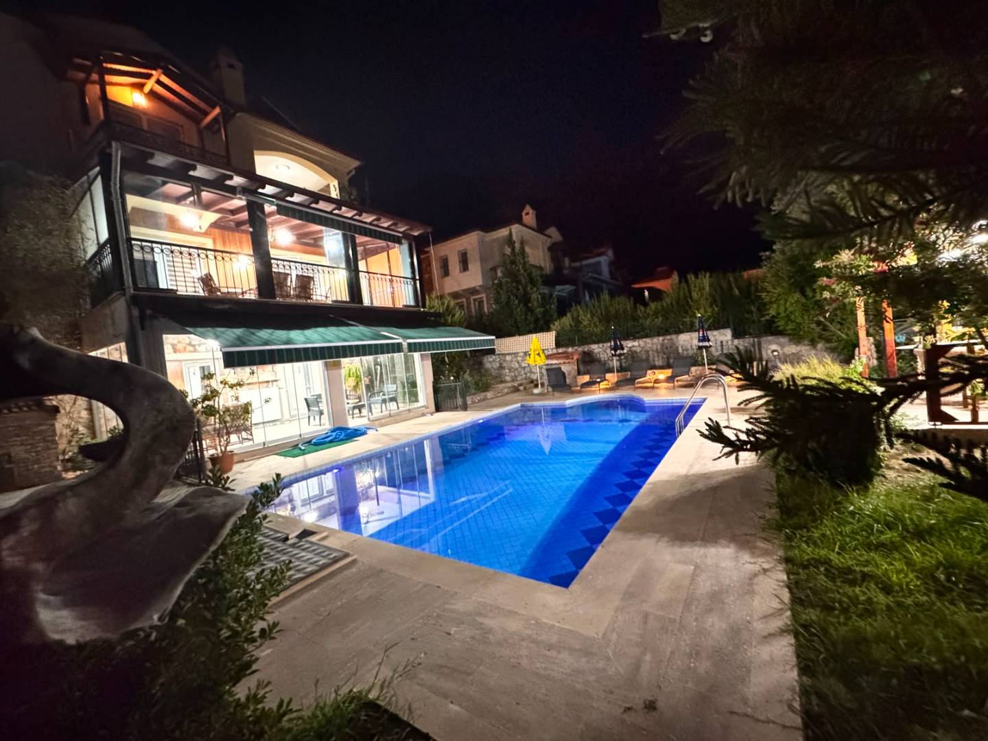 Fethiye Ölüdeniz'de Merkezi Konumda, Özel Havuzlu, Kiralık Villa 46168 — 2