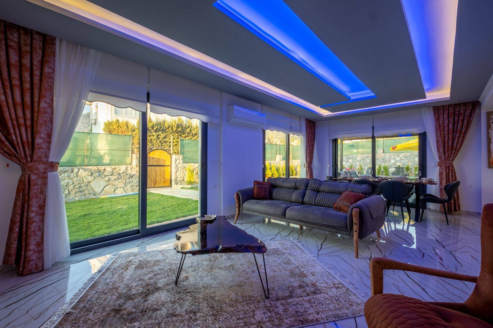 Fethiye Ölüdeniz'de Modern Tasarımlı, Özel Havuzlu, Merkezi Villa 45818 — 8