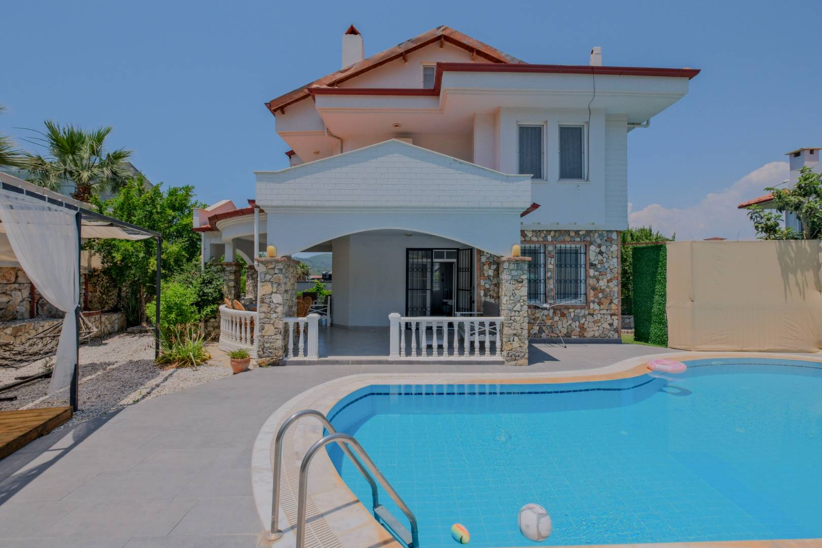 Fethiye Ölüdeniz'de Plaja Yakın, Özel Havuzlu, 8 Kişilik Villa 14048