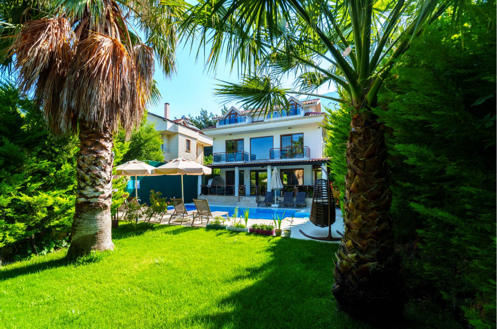 Fethiye Ölüdeniz'de Yemyeşil Bahçeli, Özel Havuzlu, Merkezi Villa 45995