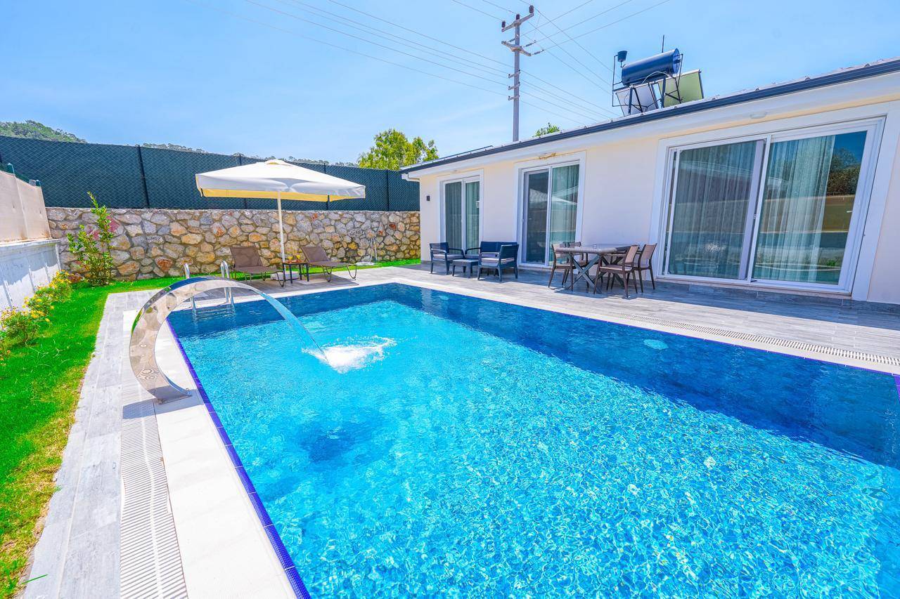 Fethiye Yanıklar'da Doğa İçerisinde, Özel Havuzlu, Ferah Villa