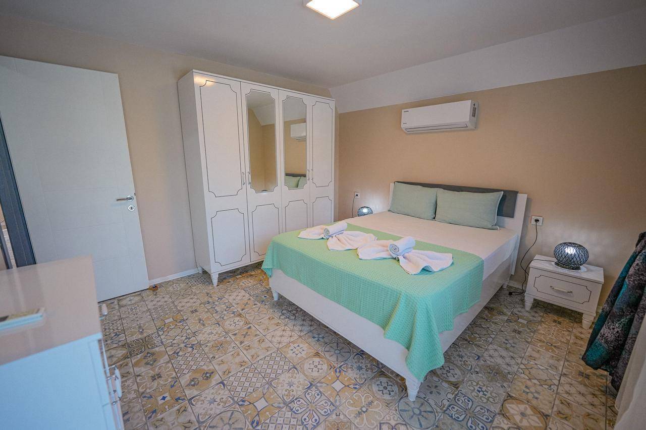 Fethiye Yanıklar'da Site İçerisinde, Özel Havuzlu, Kiralık Bungalov