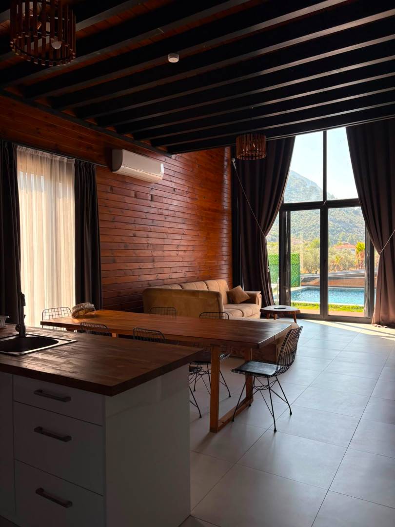 Fethiye Yeşilüzümlü'de Çekirdek Ailelere Uygun, Özel Havuzlu, Konforlu Villa