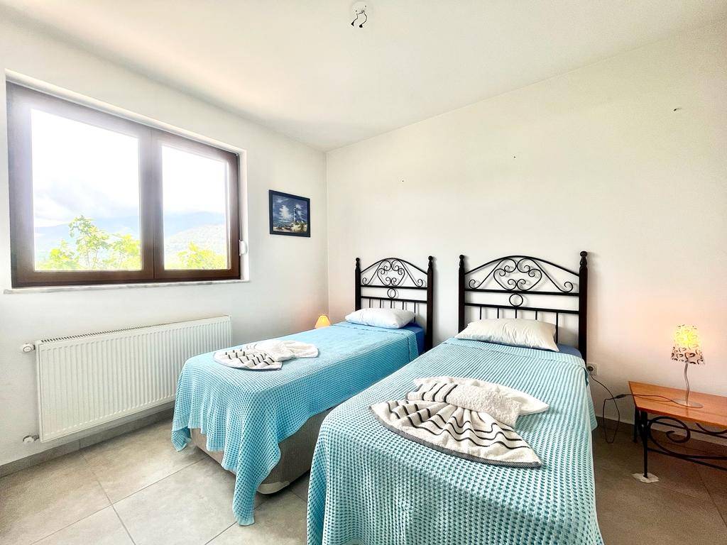 Fethiye Yeşilüzümlü'de Çocuklu Ailelere Uygun, Özel Havuzlu, Lüks Villa