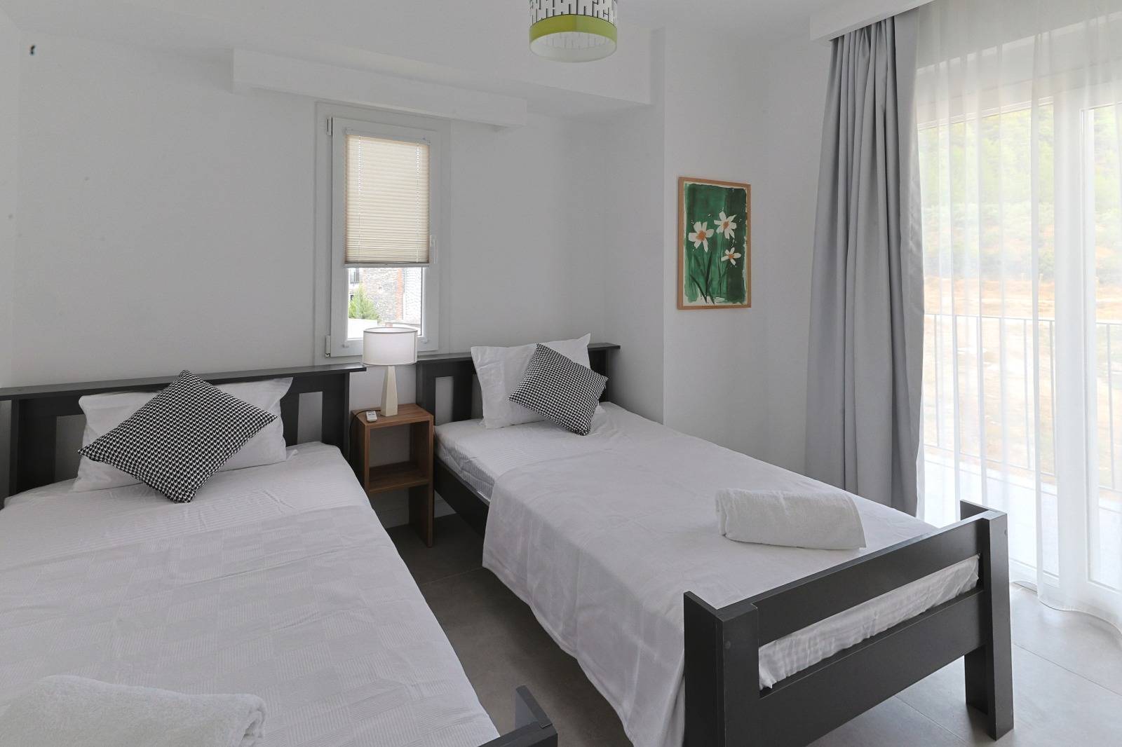 Fethiye Yeşilüzümlü'de Geniş Ailelere Uygun, Özel Havuzlu, Konforlu Villa