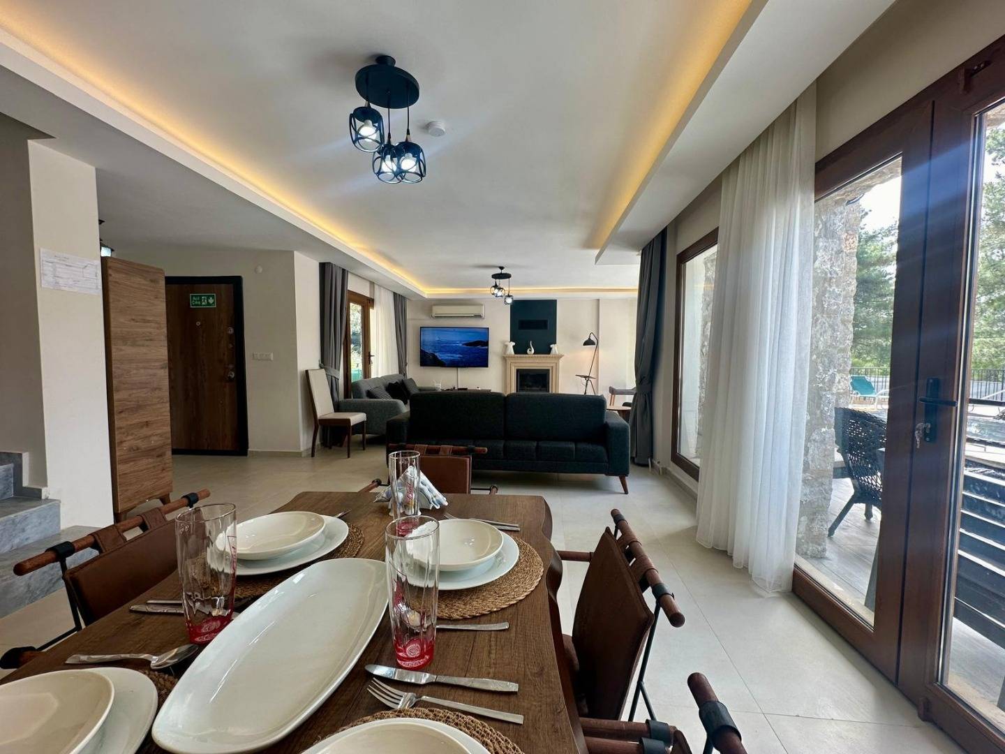 Fethiye Yeşilüzümlü'de Gözlerden Uzak Konumda, Özel Havuzlu, Geniş Villa