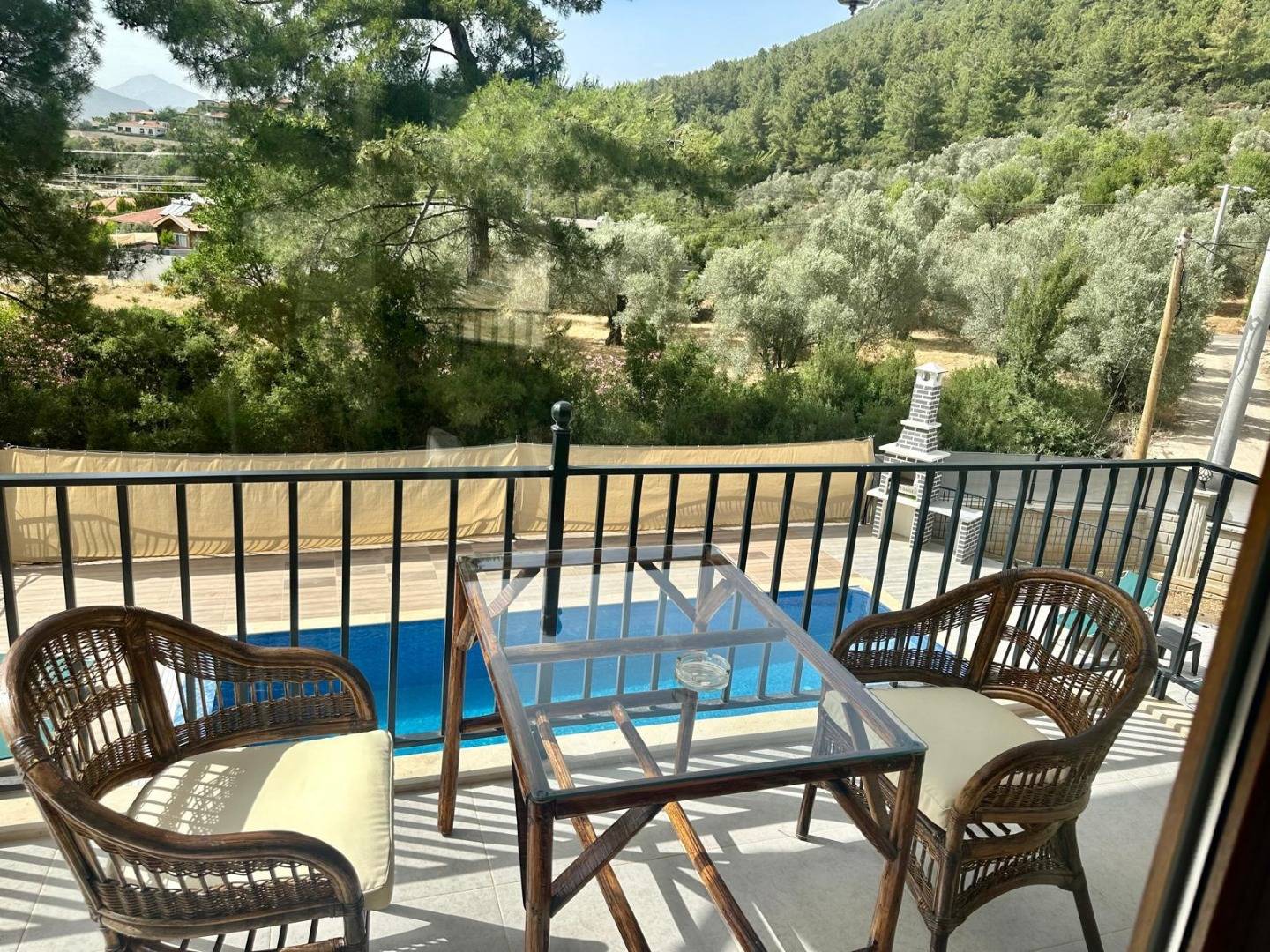 Fethiye Yeşilüzümlü'de Gözlerden Uzak Konumda, Özel Havuzlu, Geniş Villa