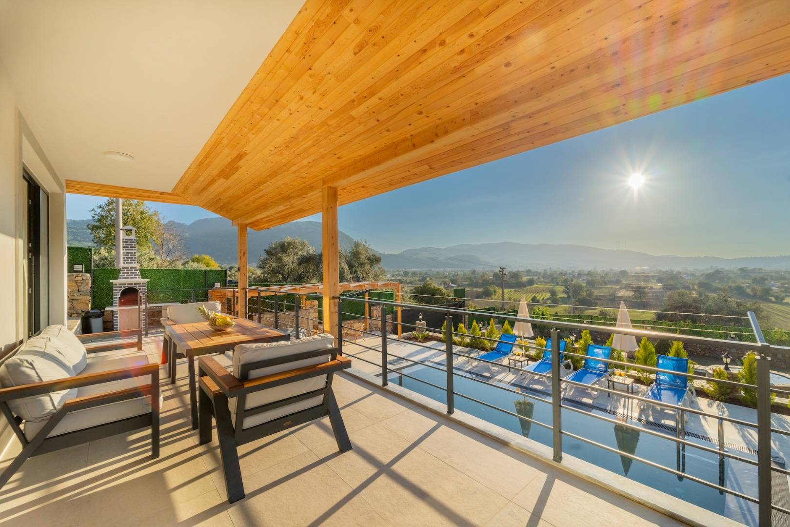 Fethiye Yeşilüzümlü'de Huzurlu Doğada, Özel Havuzlu, Konforlu Villa