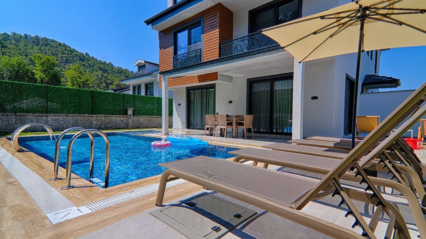 Göcek İnlice'de Sakin Konumda, Özel Havuzlu, İkiz Villa 45811