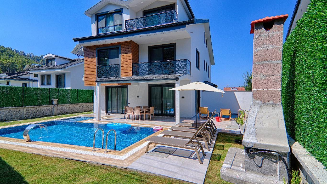 Göcek İnlice'de Sakin Konumda, Özel Havuzlu, İkiz Villa 45811 — 2