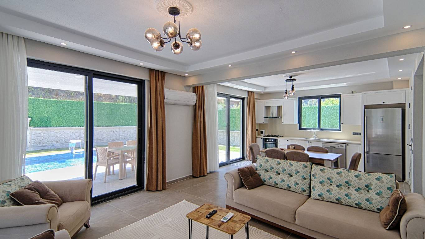Göcek İnlice'de Sakin Konumda, Özel Havuzlu, İkiz Villa