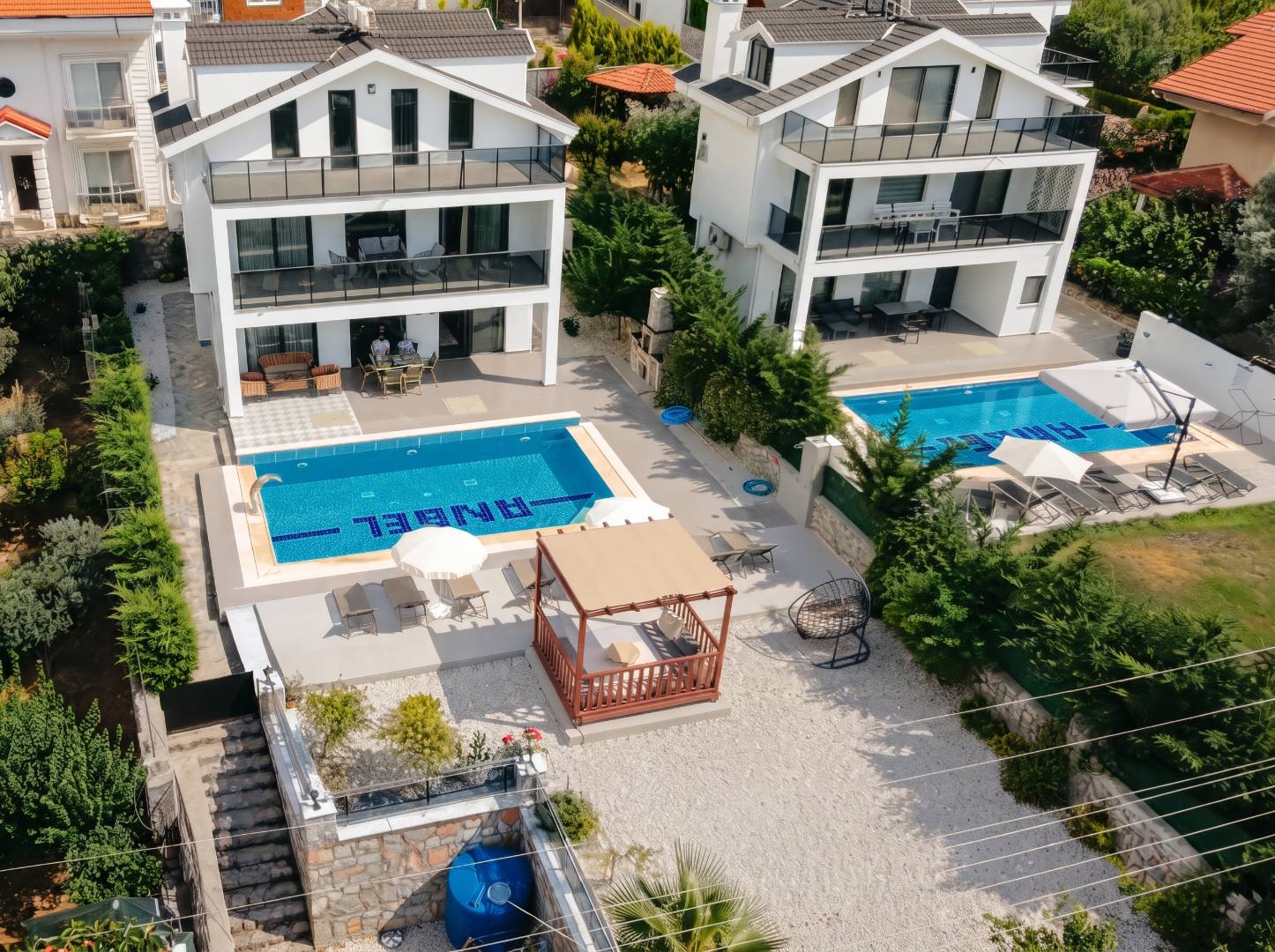 Fethiye Ölüdeniz'de Kalabalık Ailelere Uygun, Özel Havuzlu, Merkezi Villa
