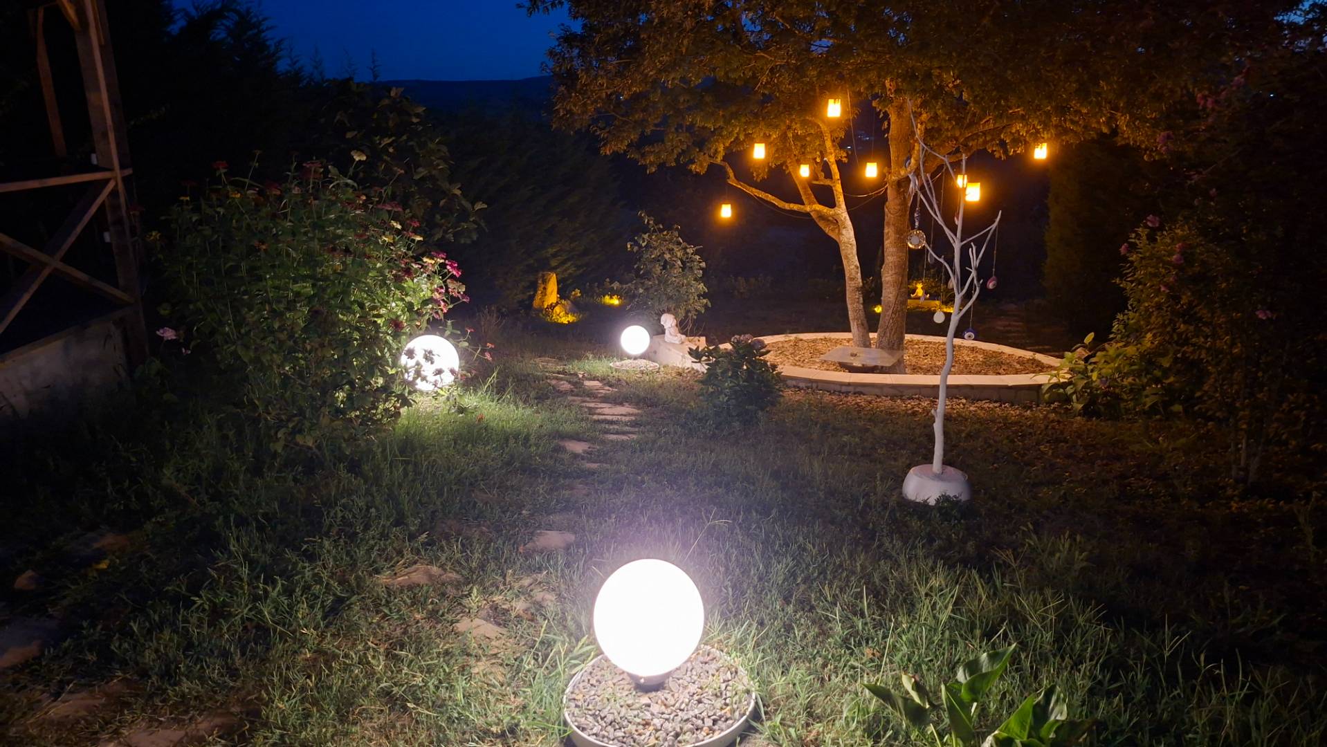 İzmit Çağırgan'da Yeşilliklerle Dolu Doğada, Özel Havuzlu, Kiralık Villa