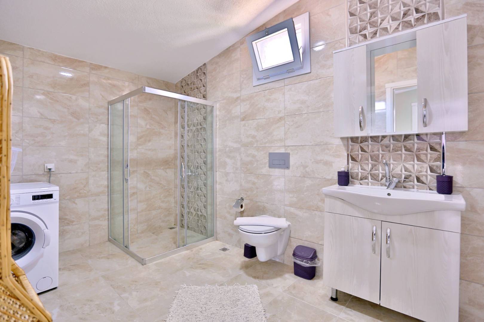 Kaş Sarıbelen'de Doğa İle İç İçe, Özel Havuzlu, 3+1 Villa