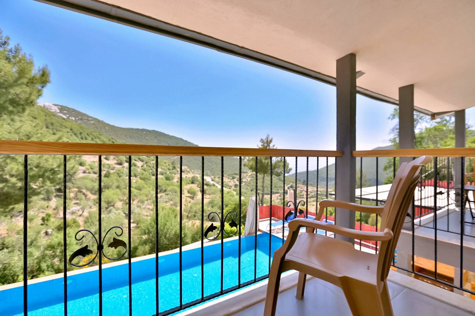 Kaş Sarıbelen'de Doğa İle İç İçe, Özel Havuzlu, 3+1 Villa