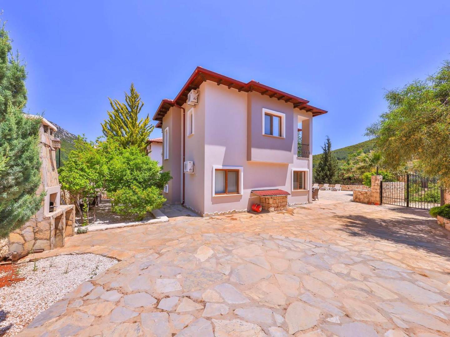 Kaş Çukurbağ'da Sakin Konumda, Özel Havuzlu, Jakuzili, Kiralık Villa 46072 — 3