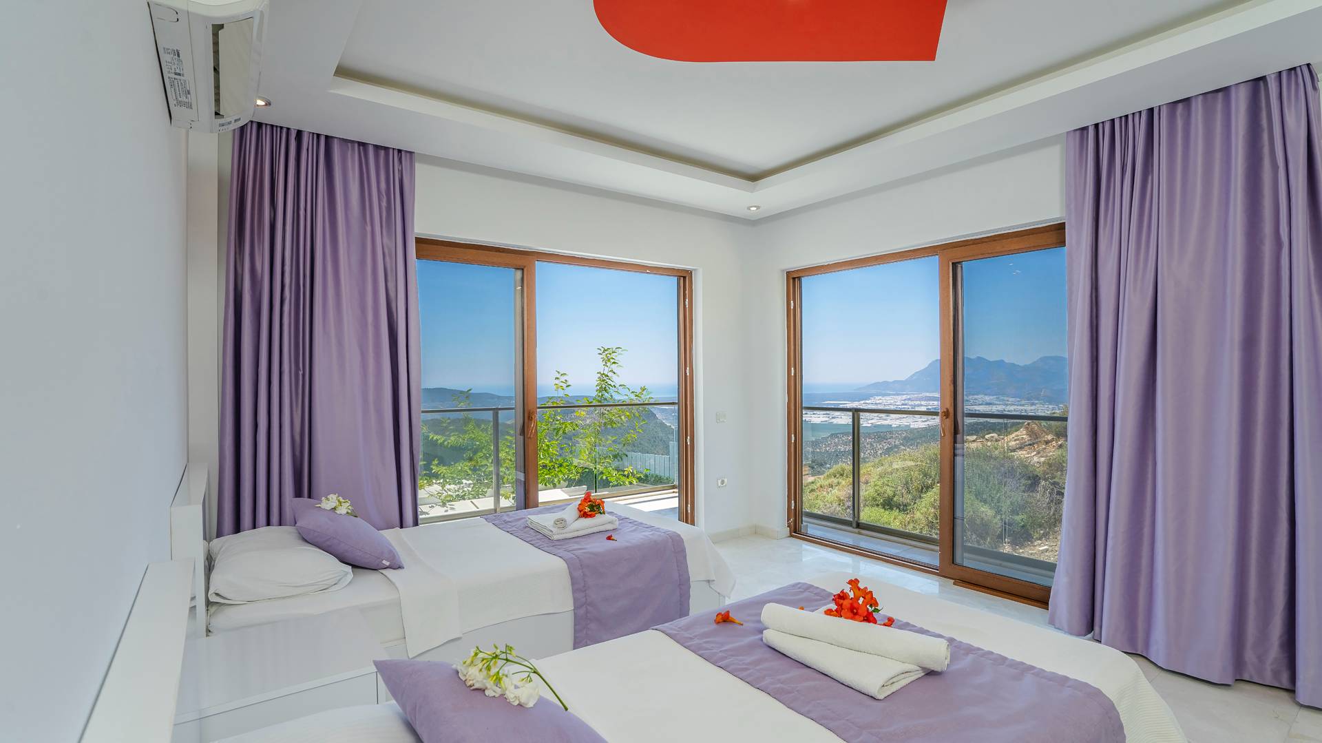 Kaş İslamlar'da Kartpostallık Manzaralı, Özel Havuzlu, 2+1 Villa
