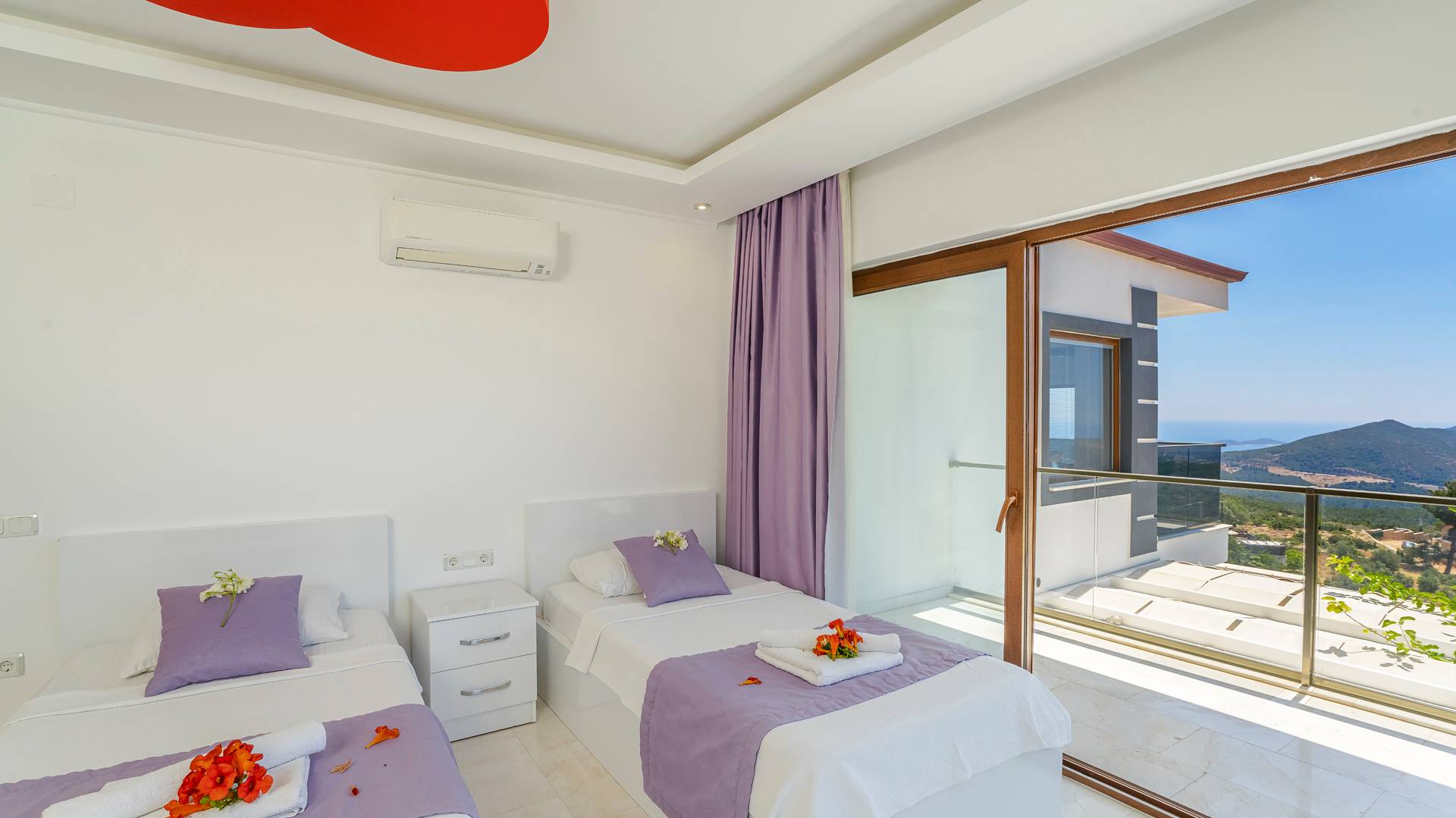Kaş İslamlar'da Kartpostallık Manzaralı, Özel Havuzlu, 2+1 Villa