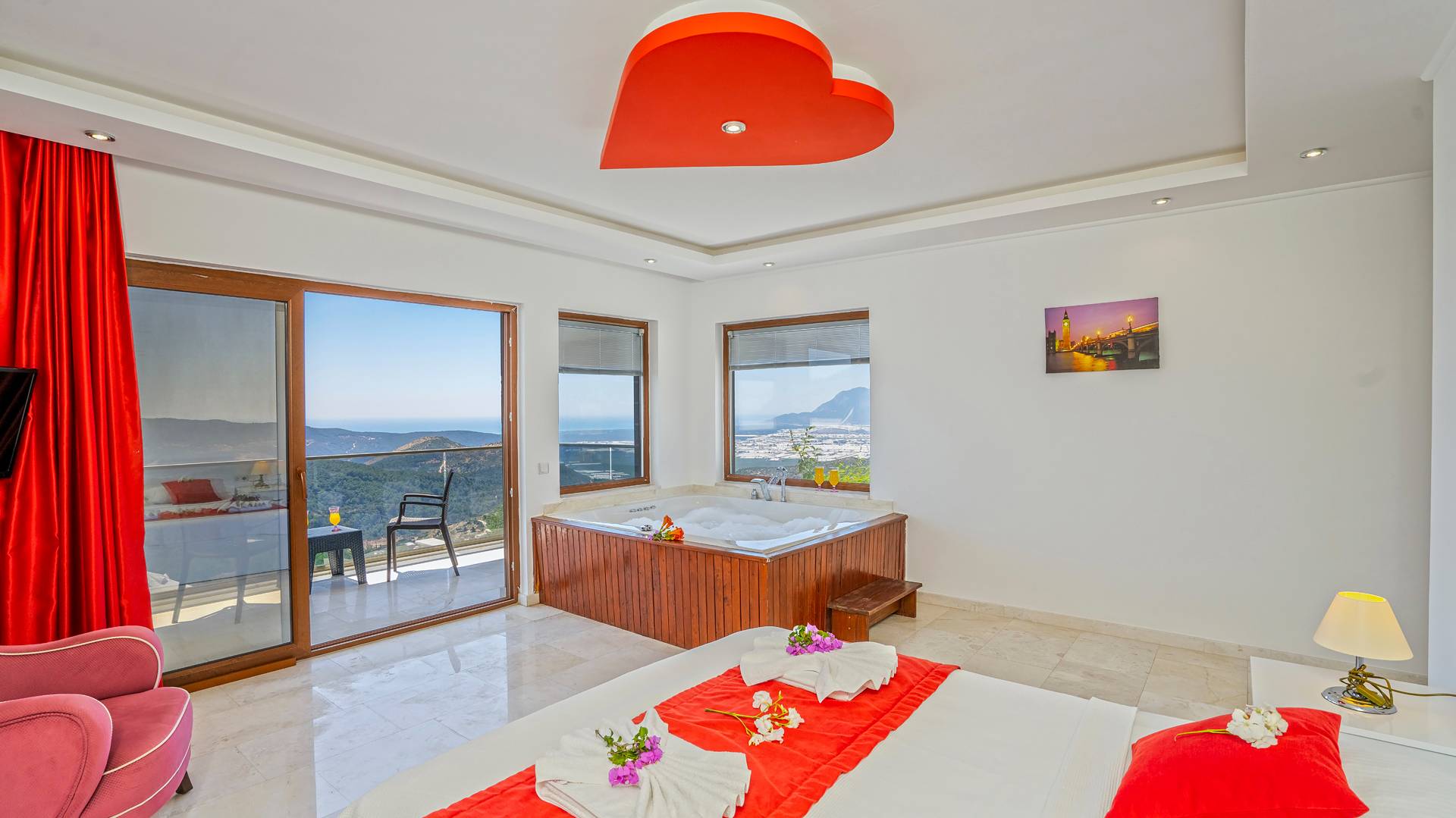 Kaş İslamlar'da Kartpostallık Manzaralı, Özel Havuzlu, 2+1 Villa