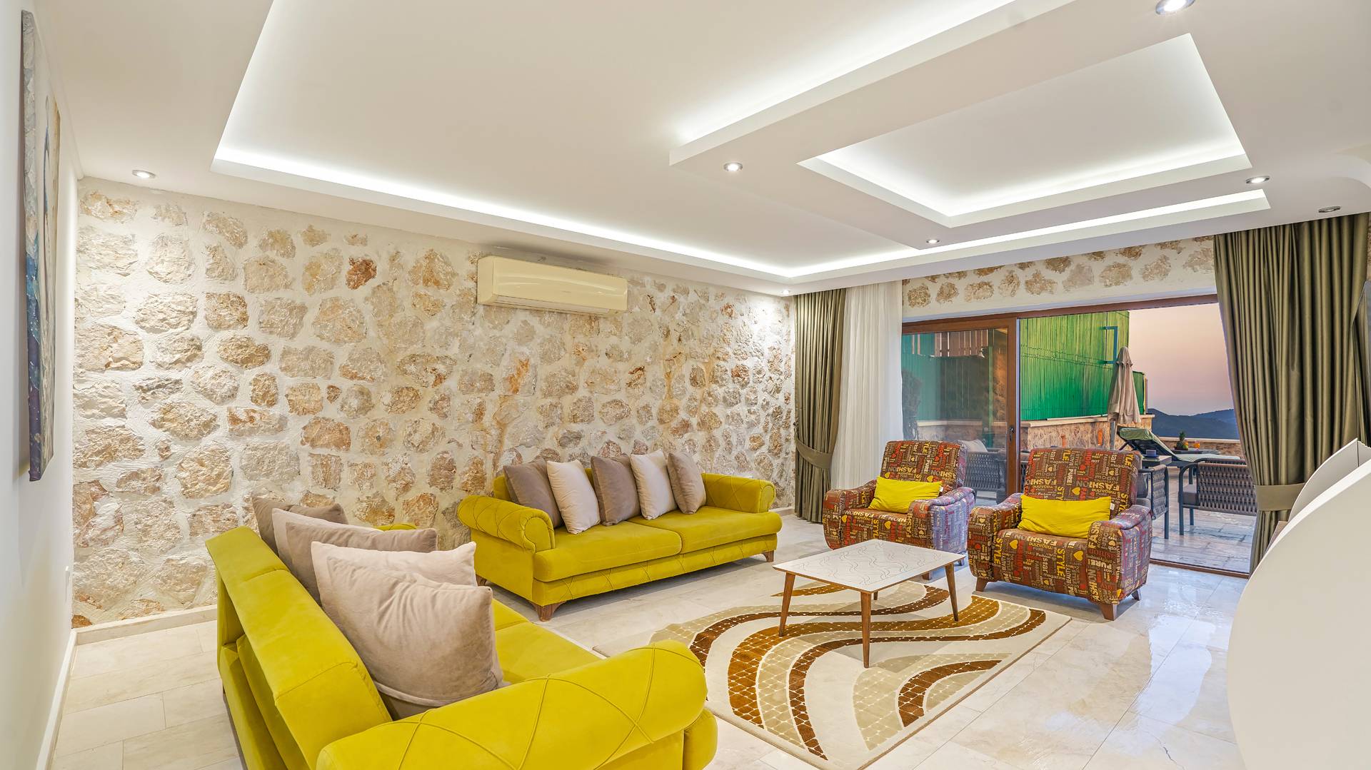 Kaş İslamlar'da Kartpostallık Manzaralı, Özel Havuzlu, 2+1 Villa