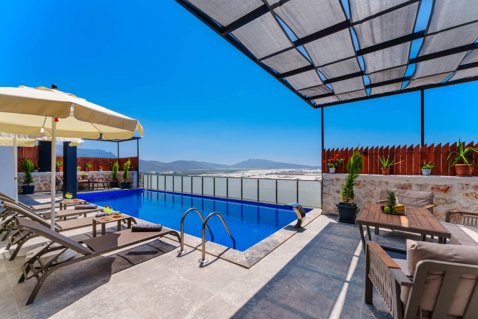 Kaş Çavdır'da Muhteşem Doğada, Özel Havuzlu, Jakuzili Villa