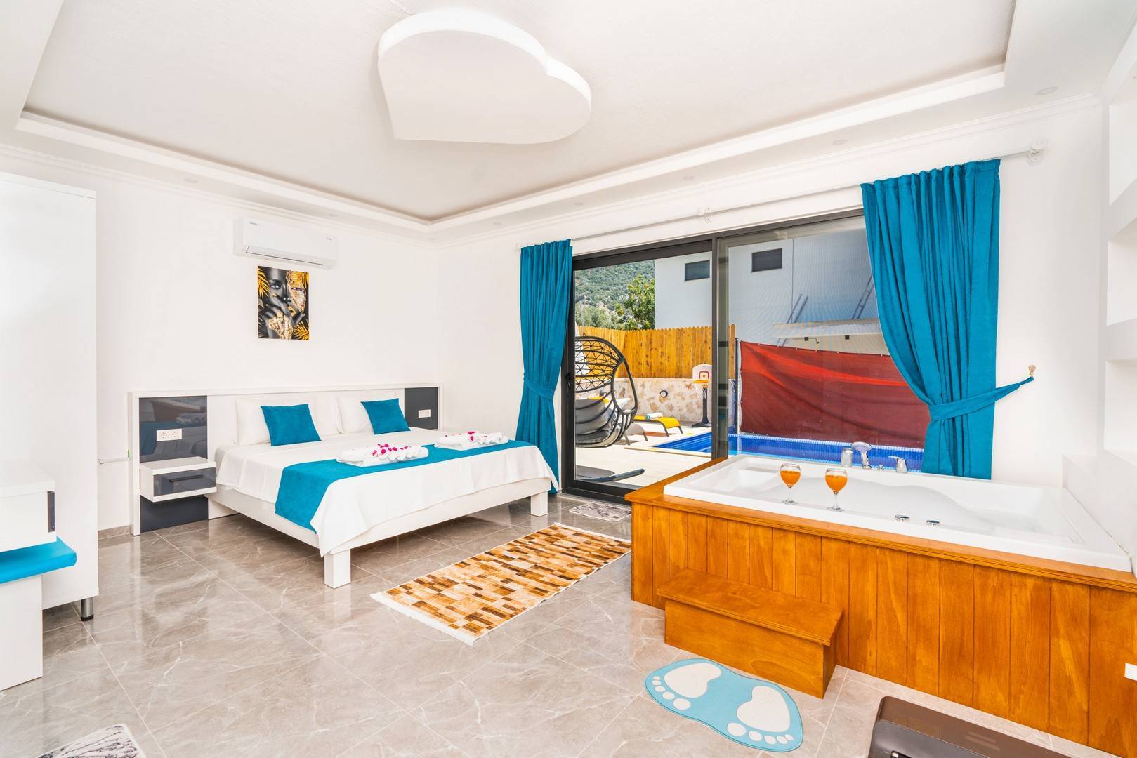 Kaş İslamlar'da Doğa İçerisinde, Özel Havuzlu, Balayı Villası