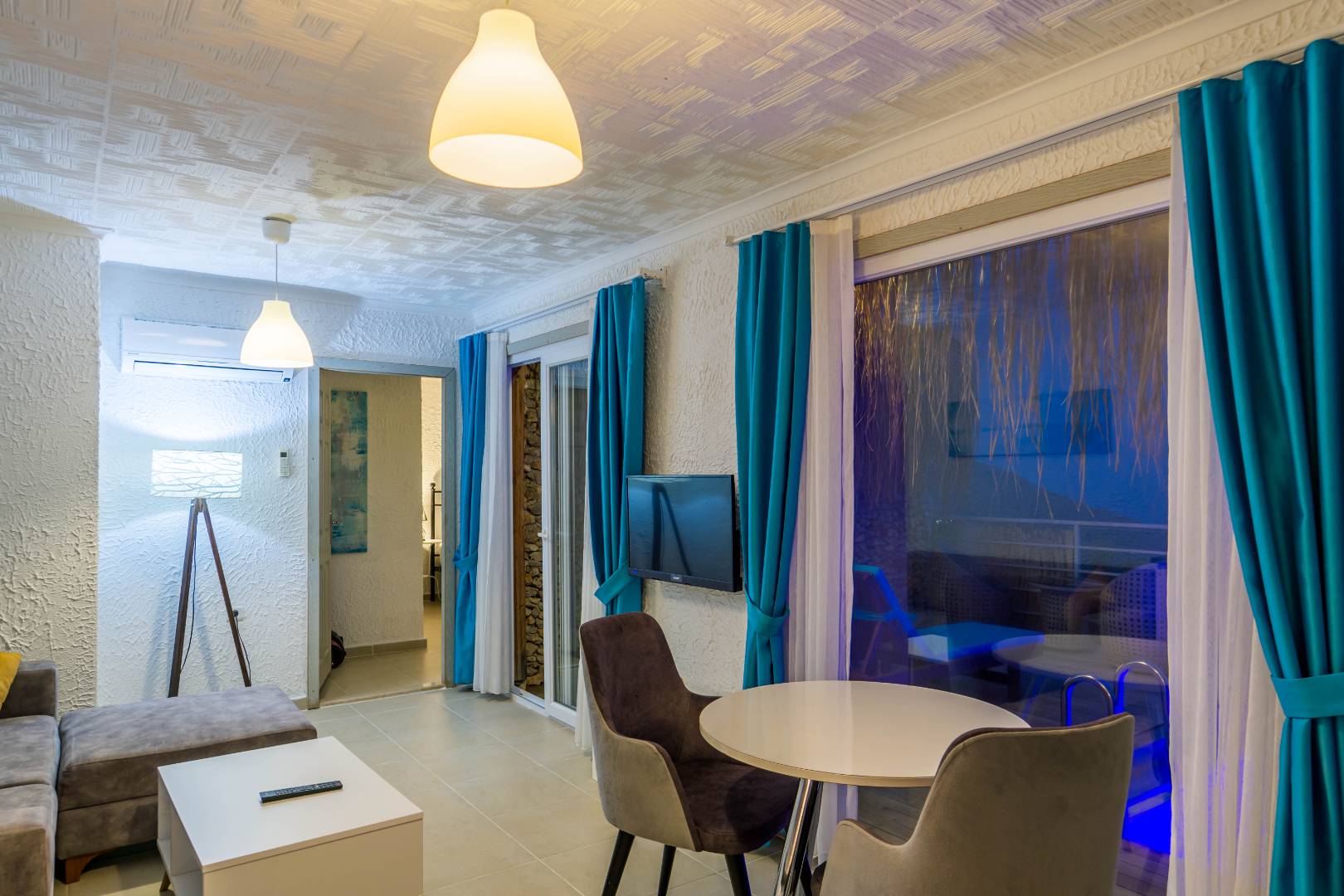 Kalkan Kördere'de Deniz Manzaralı, Özel Havuzlu, Balayı Villası