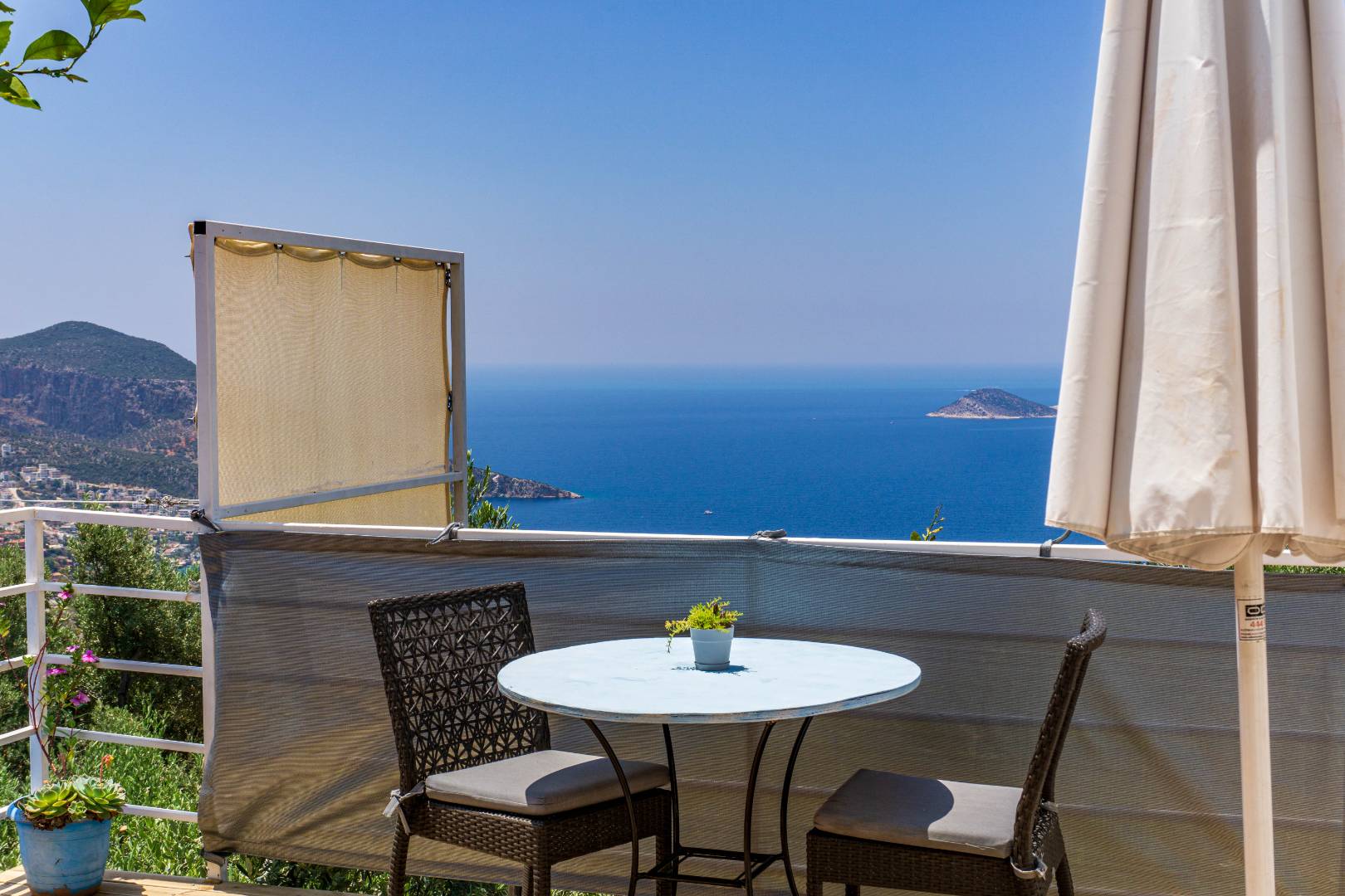 Kalkan Kördere'de Deniz Manzaralı, Özel Havuzlu, Balayı Villası