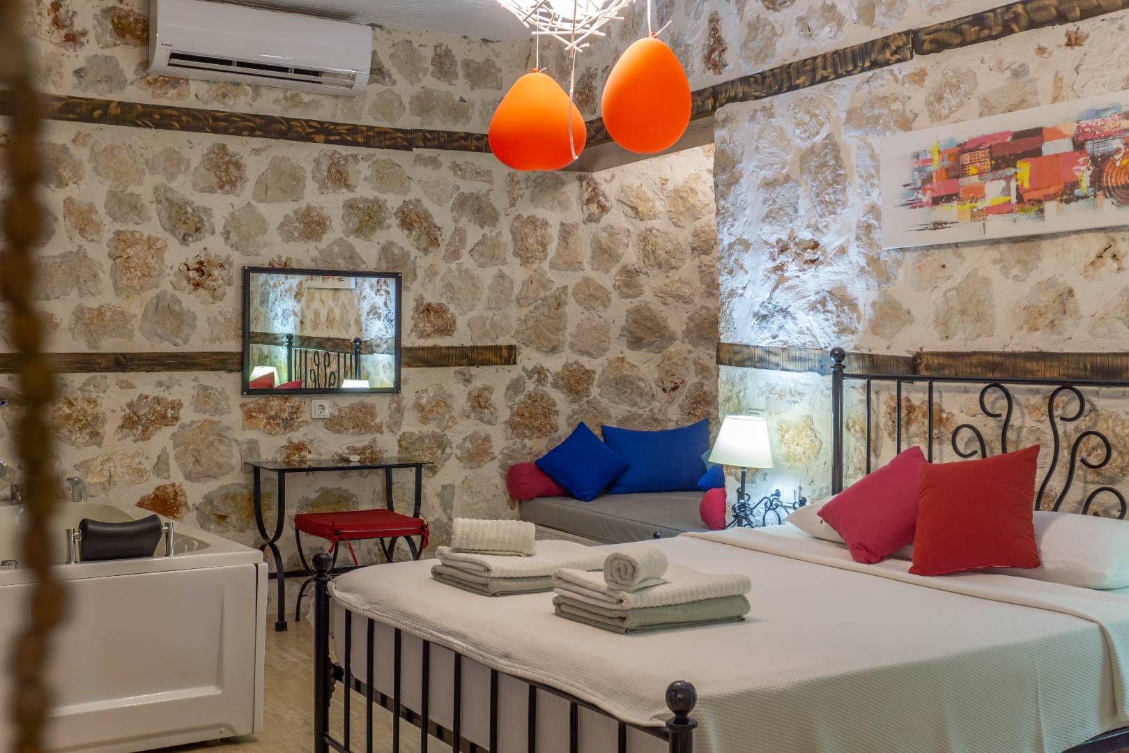 Kalkan Kördere'de Eşsiz Deniz Manzaralı, Özel Havuzlu, Balayı Villası