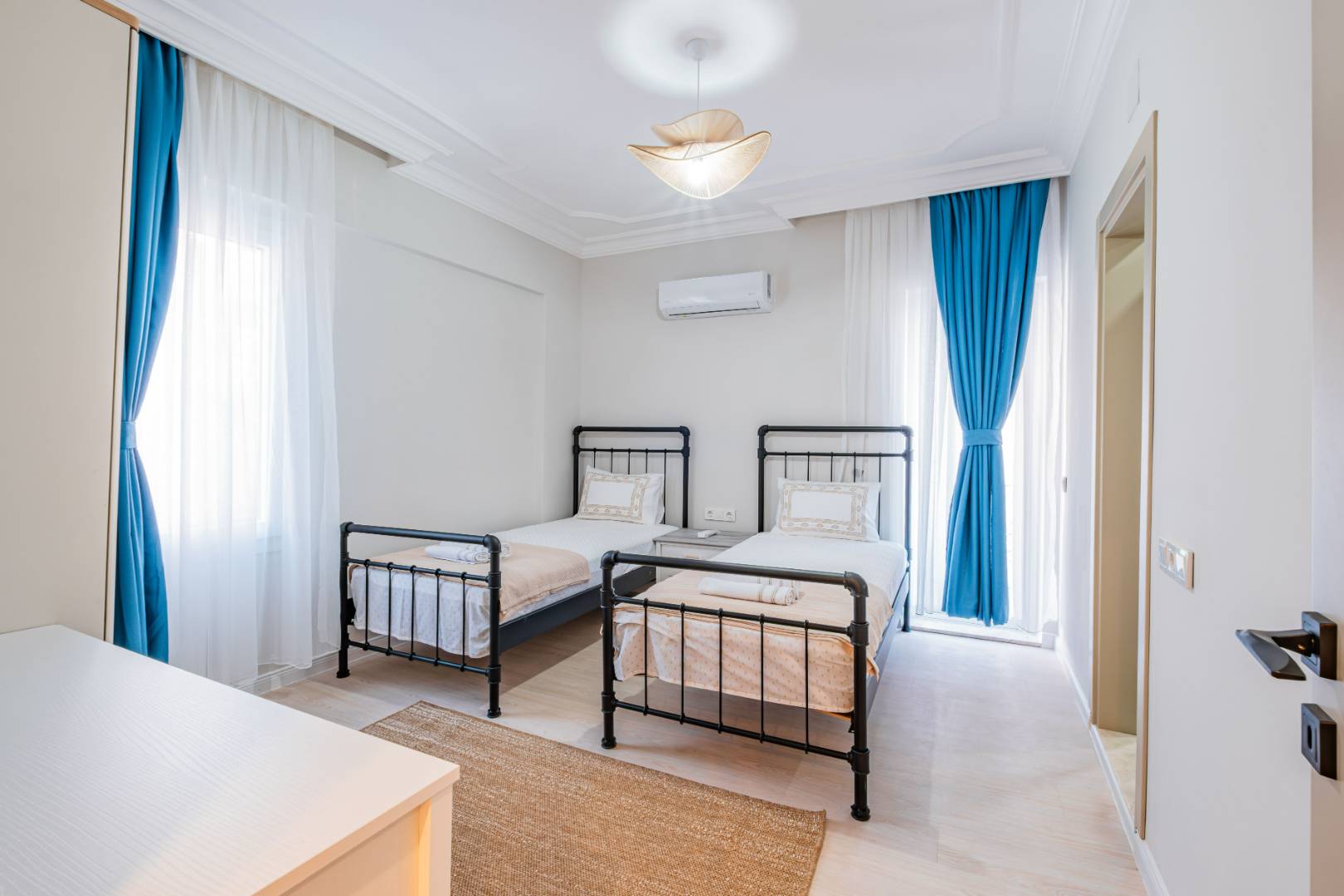 Kaş Kalkan'da Merkezi Konumda, Özel Havuzlu, Dubleks Daire