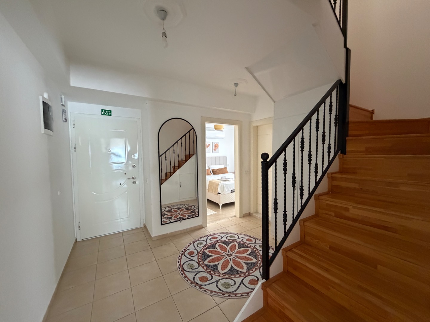 Kaş Andifli'de Çekirdek Ailelere Uygun, 2+1, Kiralık Apart