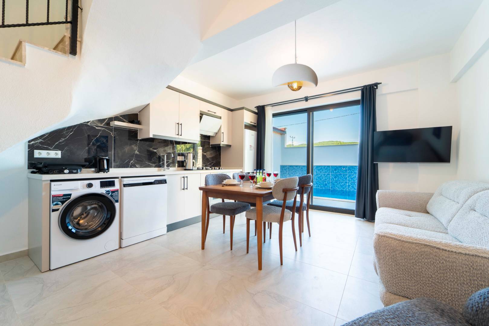 Kaş Andifli'de Çekirdek Ailelere Uygun, Özel Havuzlu, Kiralık Villa