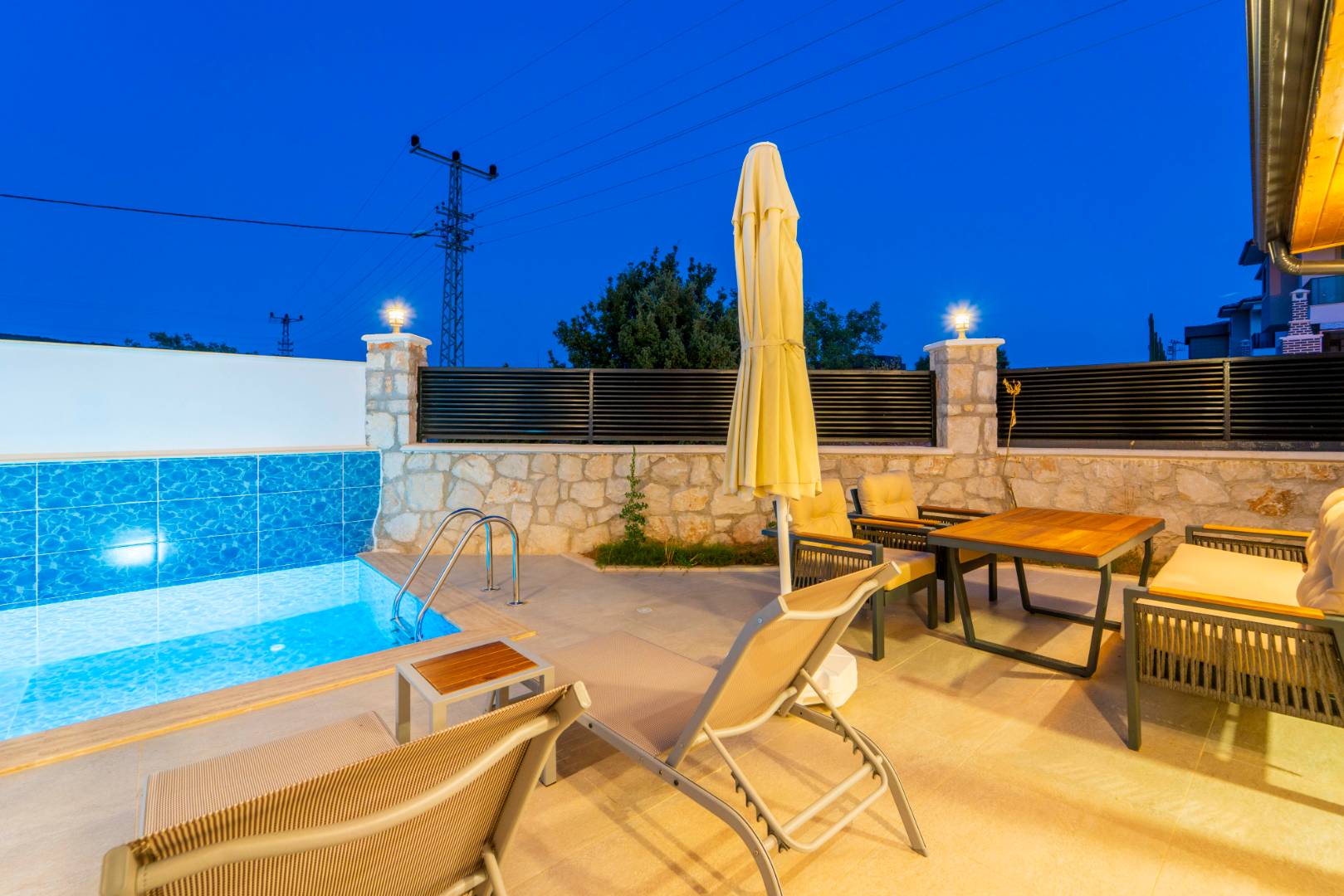 Kaş Andifli'de Çekirdek Ailelere Uygun, Özel Havuzlu, Kiralık Villa