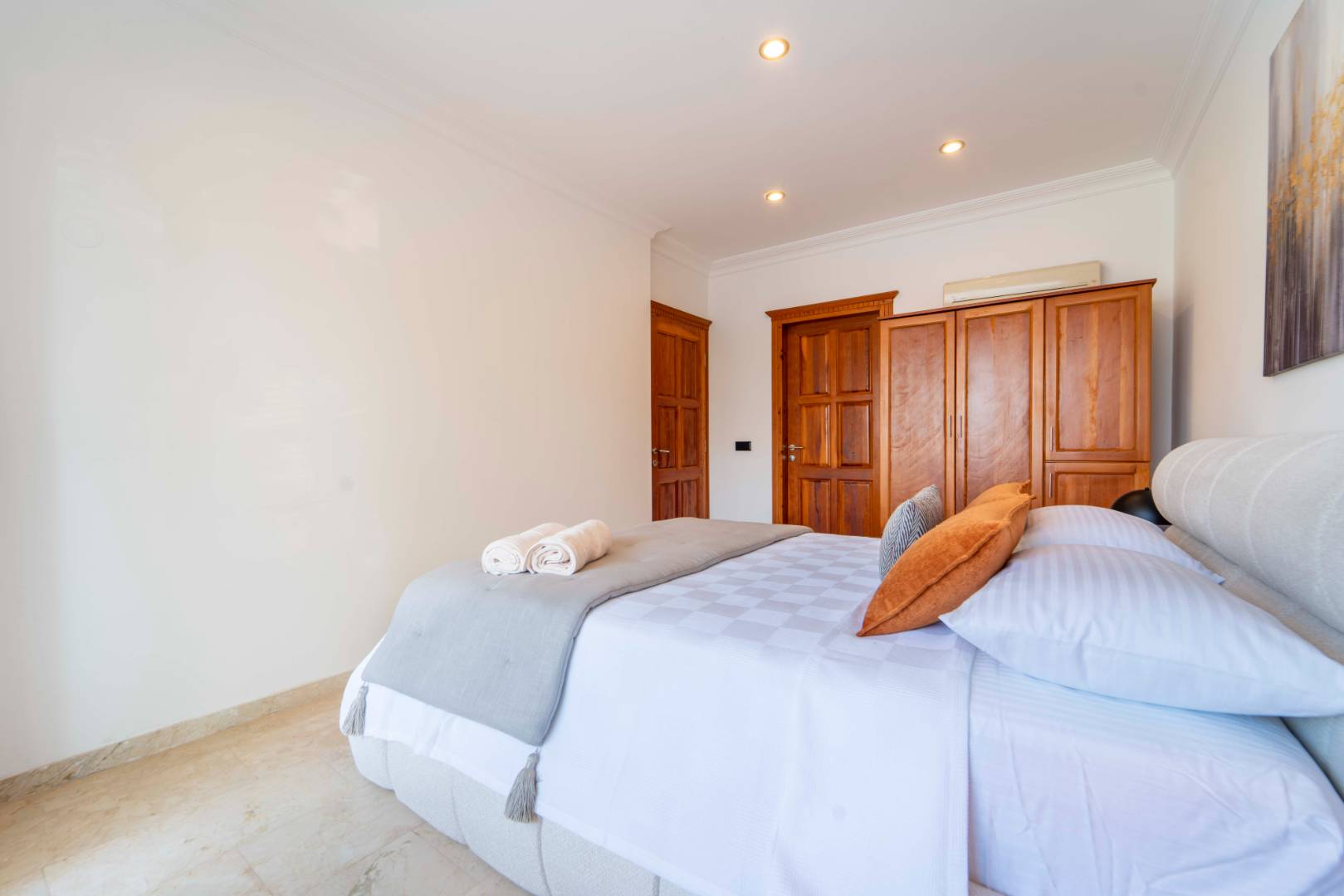 Kaş Andifli'de Denize Sıfır, Özel Havuzlu, Geniş Villa