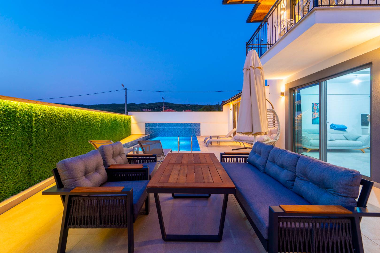 Kaş Andifli'de Doğa İle İç İçe, Özel Havuzlu, 2+1 Villa