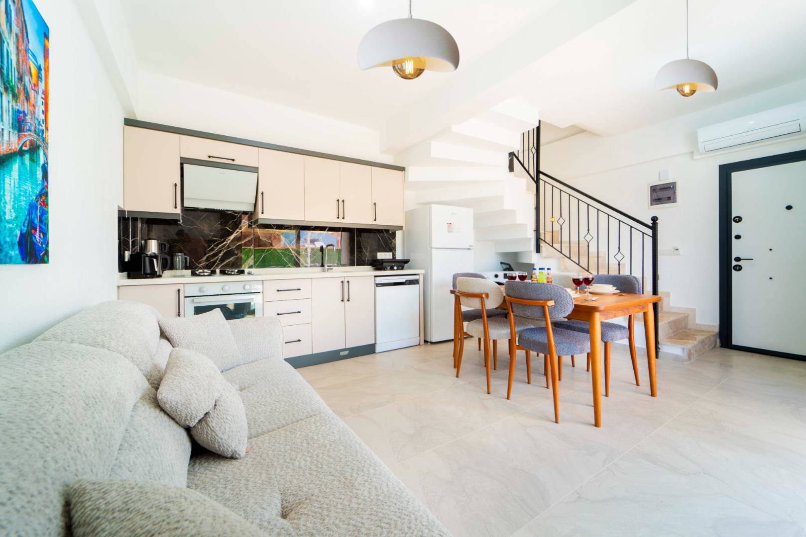 Kaş Andifli'de Doğa İle İç İçe, Özel Havuzlu, 2+1 Villa