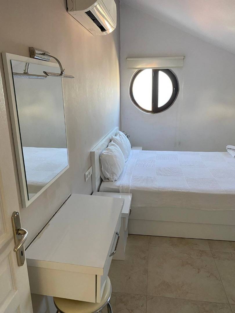 Kaş Andifli'de Enfes Deniz Manzaralı, Sonsuzluk Havuzlu, Modern Villa