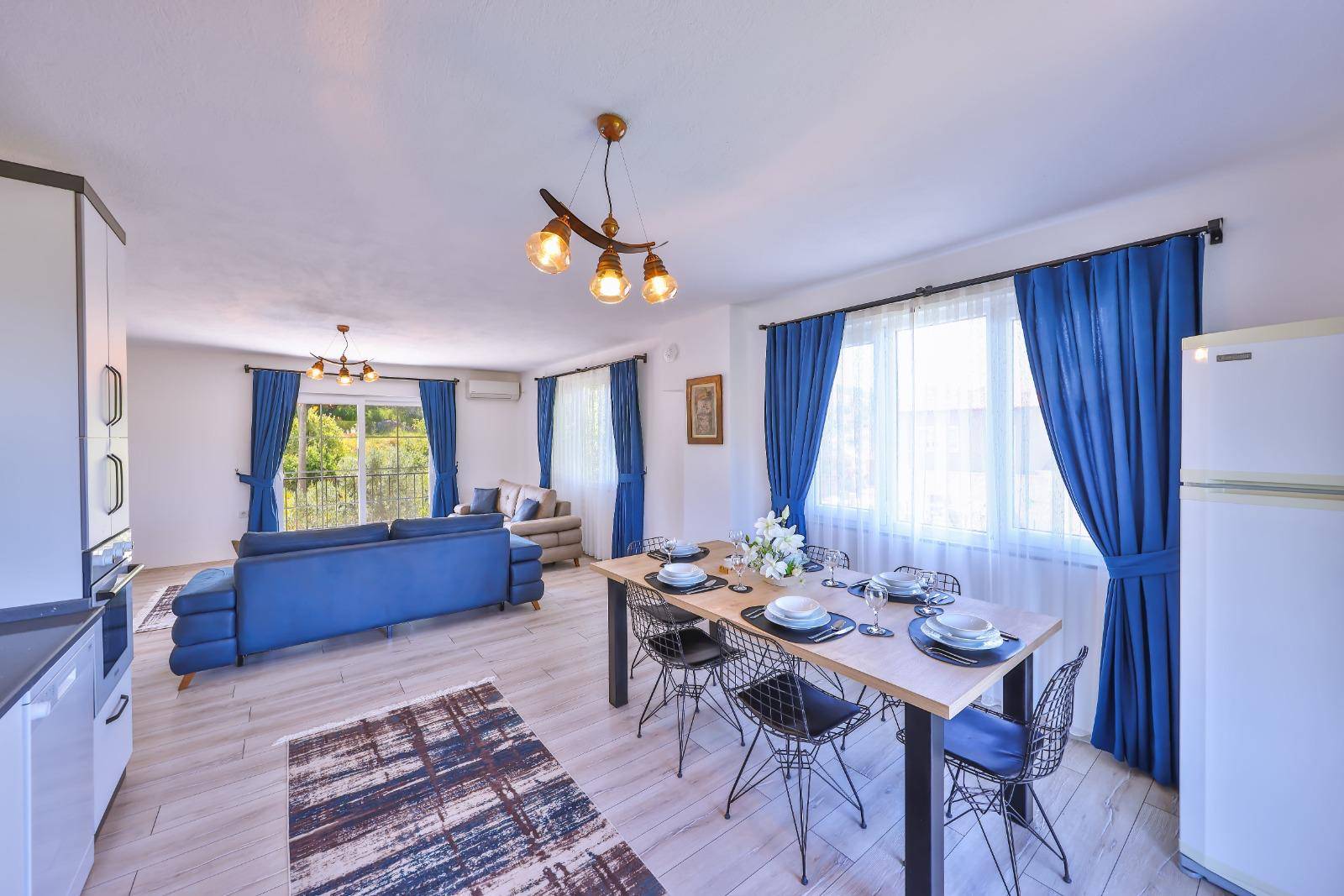 Kaş Bayındır'da Doğa İçerisinde, Özel Havuzlu, Konforlu Villa