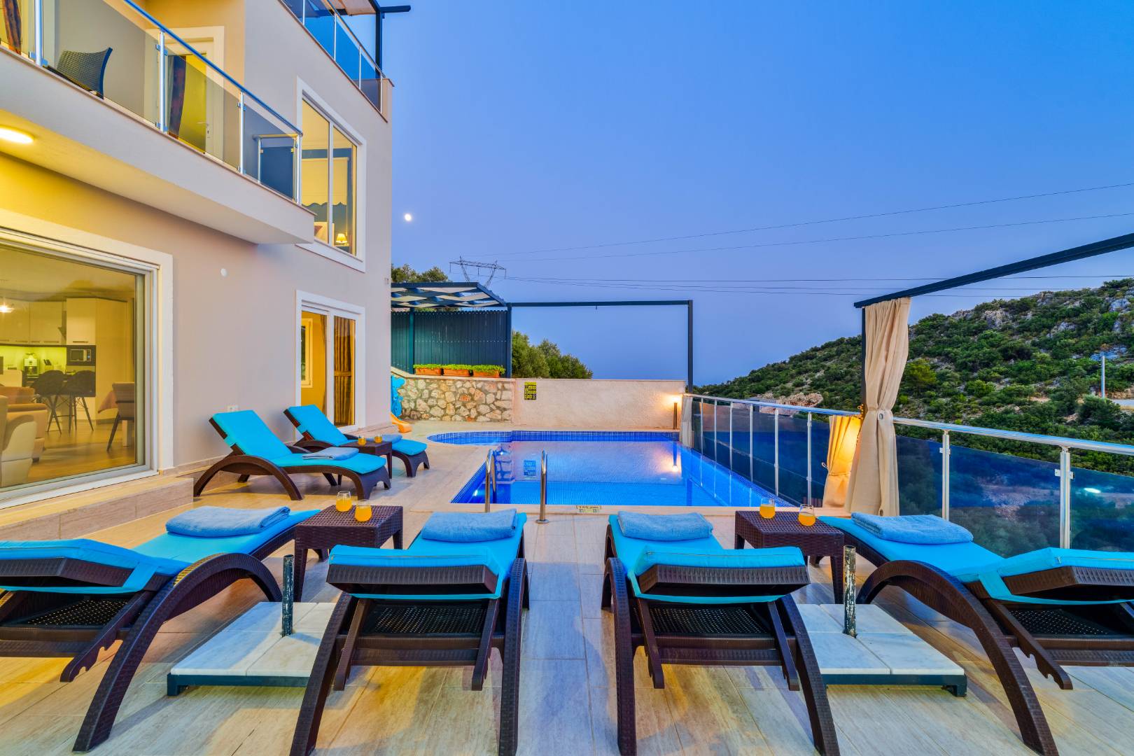 Kaş Bezirgan'da Deniz Manzaralı, Özel Havuzlu, 4+1 Villa 44471 — 3