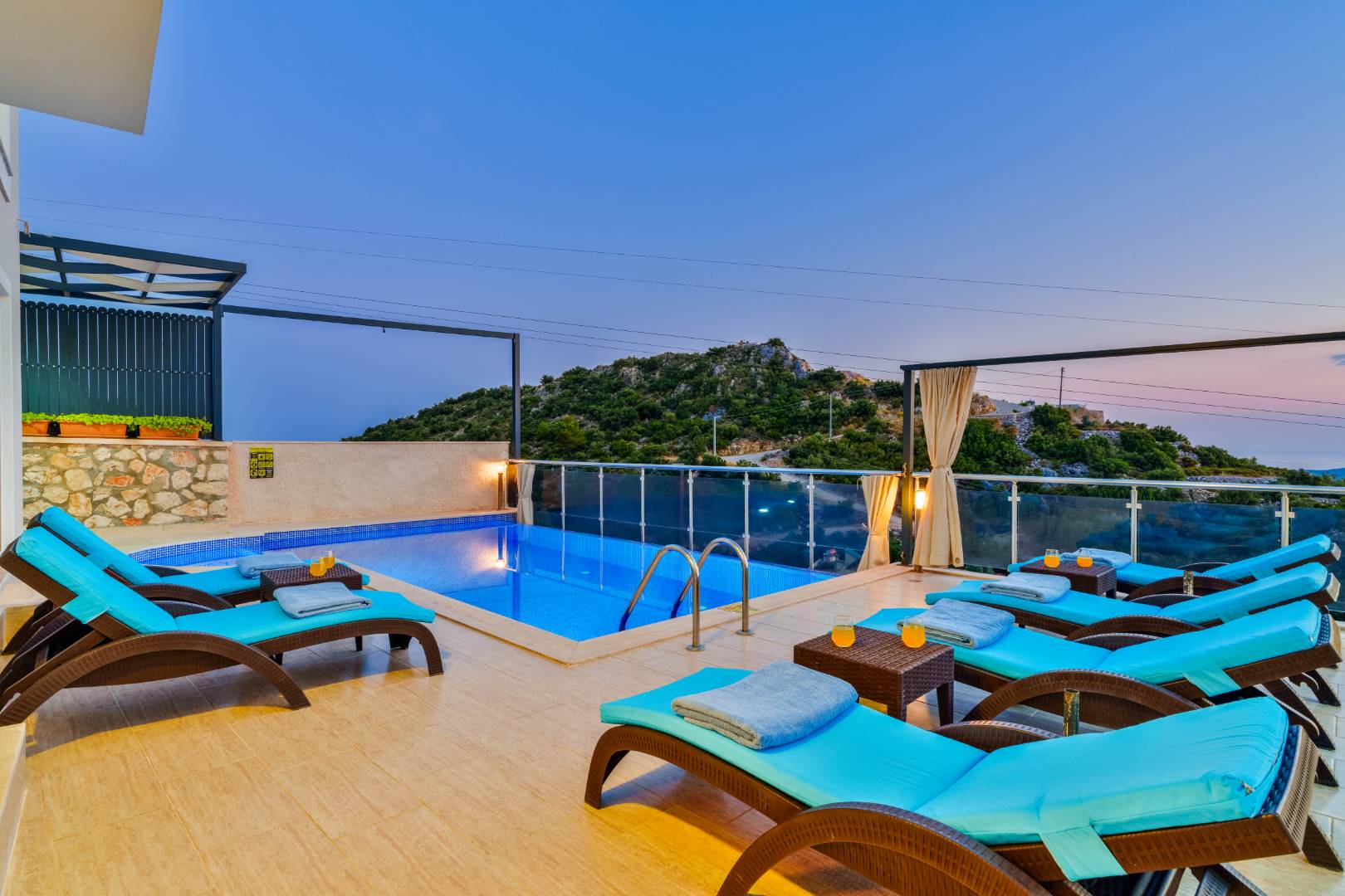 Kaş Bezirgan'da Deniz Manzaralı, Özel Havuzlu, 4+1 Villa 44471 — 6