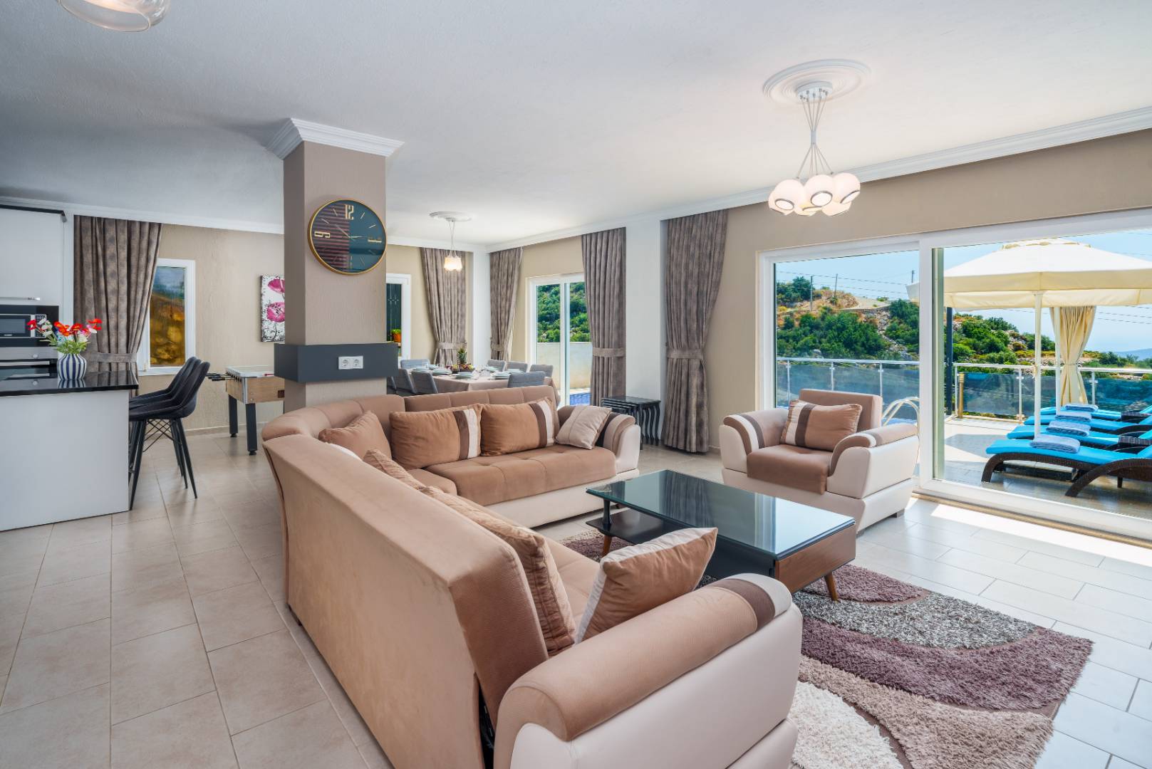 Kaş Bezirgan'da Deniz Manzaralı, Özel Havuzlu, 4+1 Villa