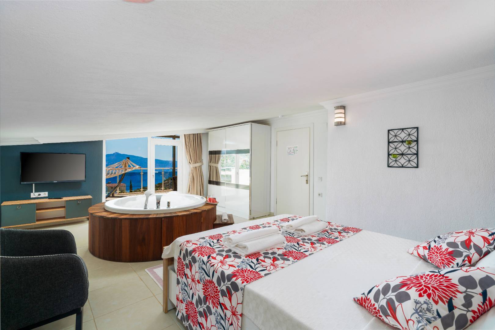 Kaş Bezirgan'da Deniz Manzaralı, Özel Havuzlu, 4+1 Villa
