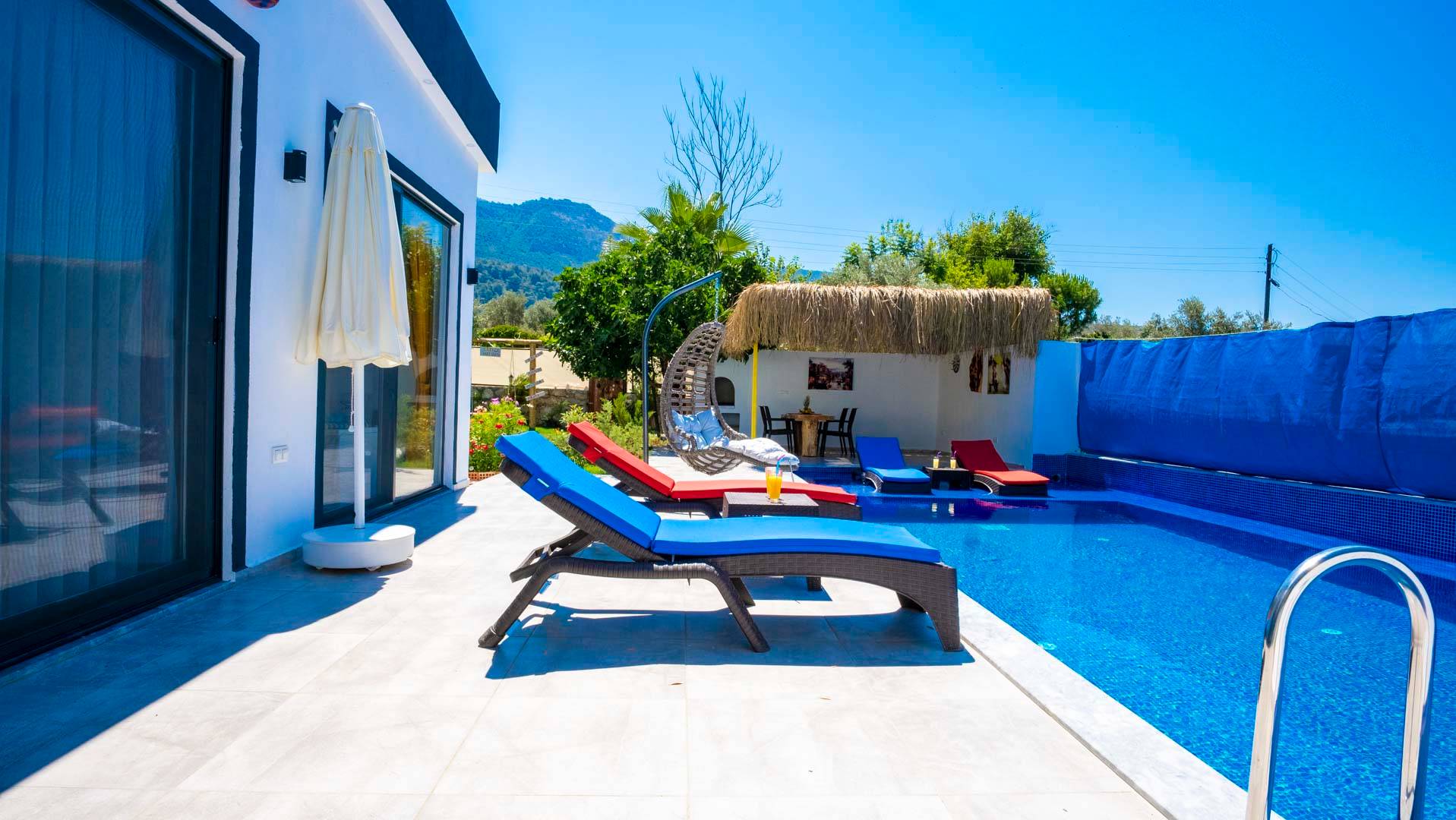 Kaş Bezirgan'da Deniz Manzaralı, Özel Havuzlu, Jakuzili, Lüks Villa 46013 — 3
