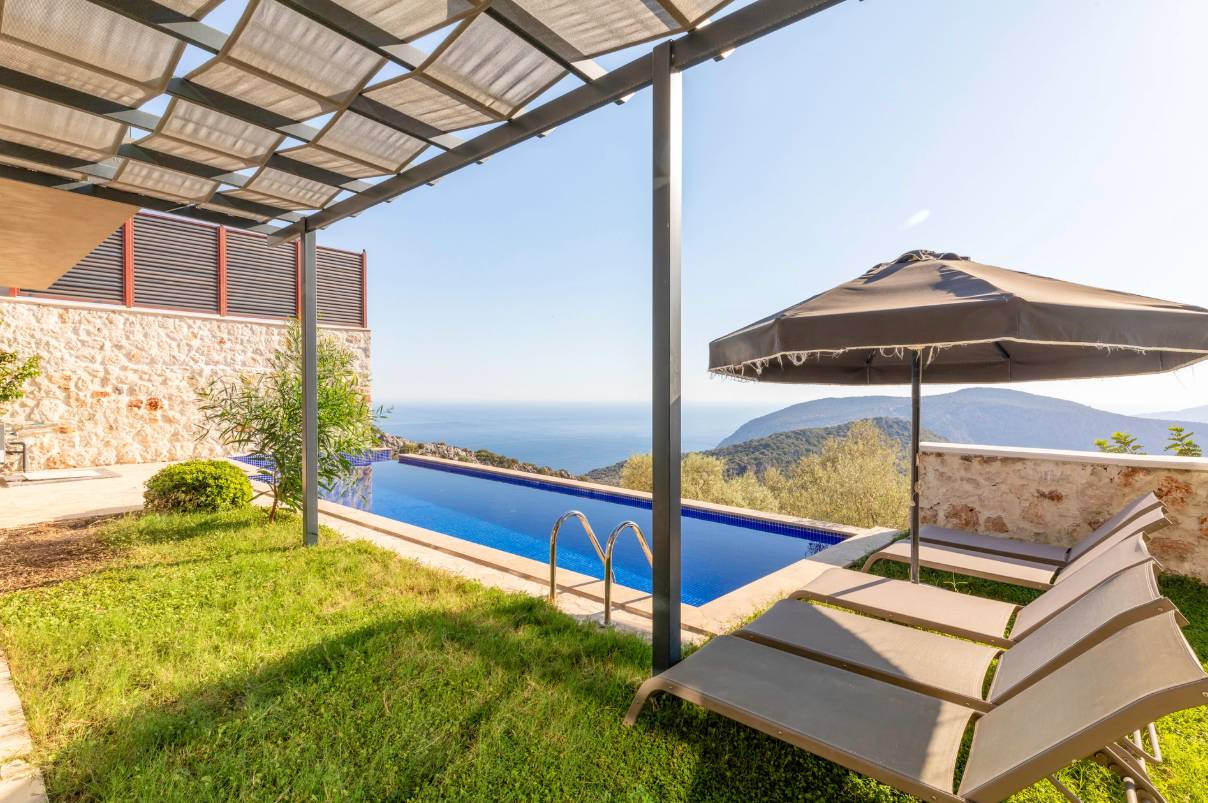 Kaş Bezirgan'da Deniz Manzaralı, Özel Havuzlu, Jakuzili, Lüks Villa