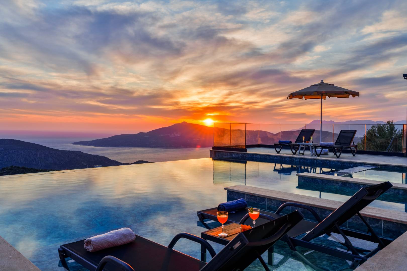 Kaş Bezirgan'da Enfes Deniz Manzaralı, Özel Havuzlu, Olanaklı Lüks Villa 46410 — 7