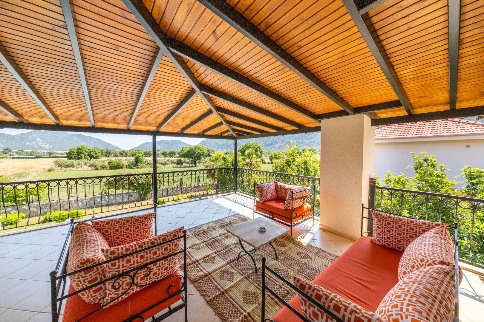 Kaş Bezirgan'da Enfes Doğanın Ortasında, Özel Havuzlu, Kiralık Villa