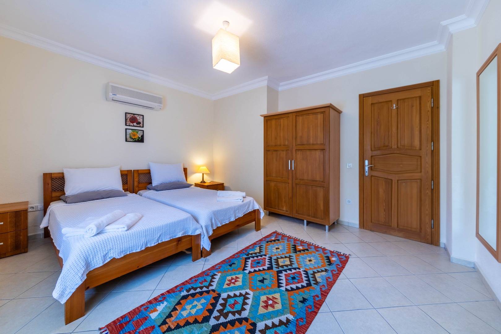 Kaş Bezirgan'da Enfes Doğanın Ortasında, Özel Havuzlu, Kiralık Villa
