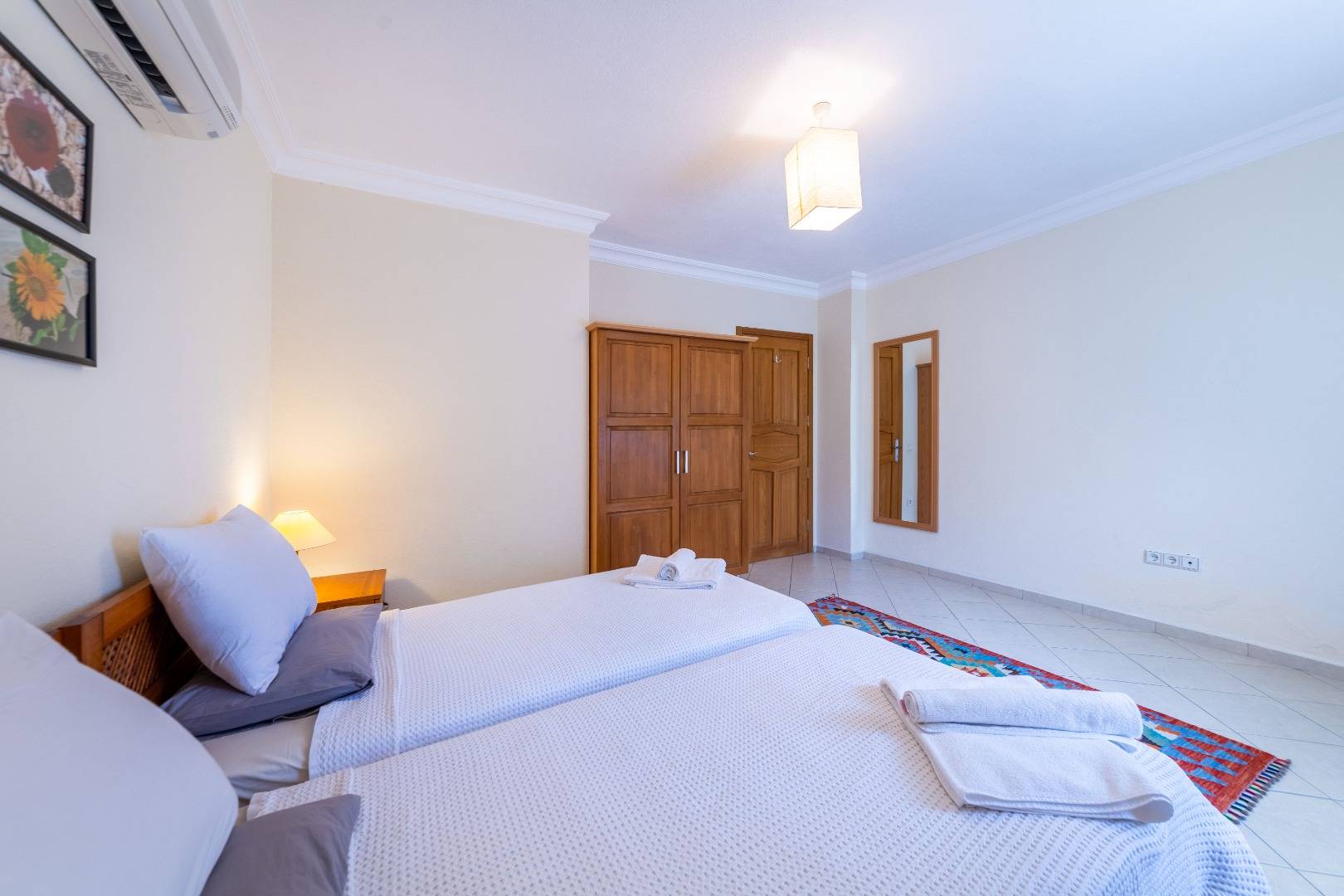 Kaş Bezirgan'da Enfes Doğanın Ortasında, Özel Havuzlu, Kiralık Villa